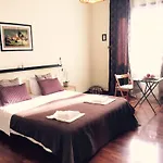 Piazza San Giovanni 4*