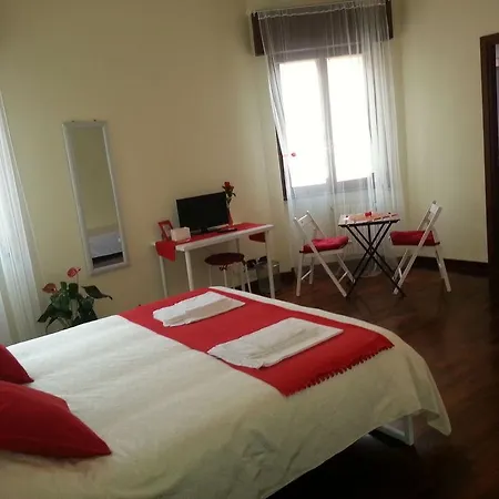 Piazza San Giovanni 4* Rome
