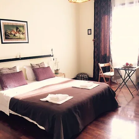 Piazza San Giovanni 4*