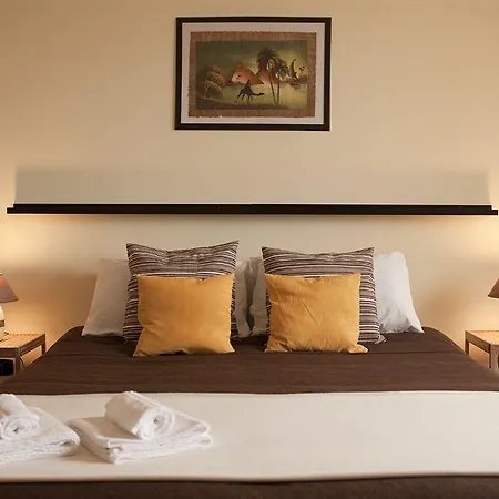 Piazza San Giovanni Couette-café 4*