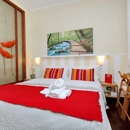 Piazza San Giovanni 4*
