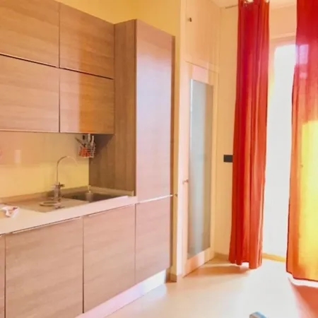 Piazza San Giovanni 4*
