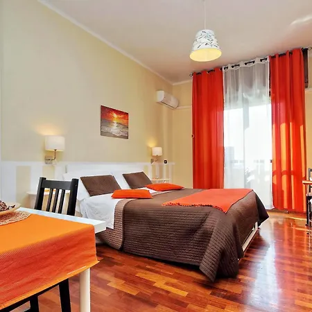 Couette-café Piazza San Giovanni 4*