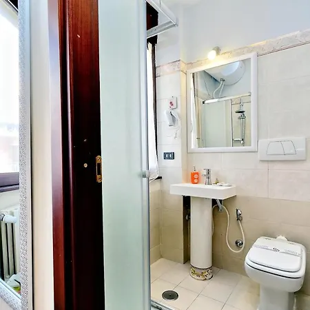Couette-café Piazza San Giovanni 4*