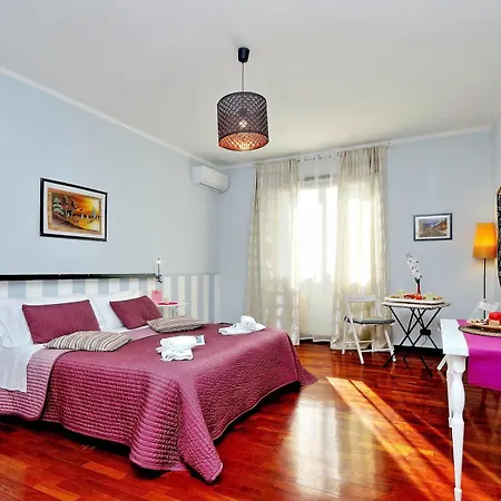 Piazza San Giovanni Bed & Breakfast Rome